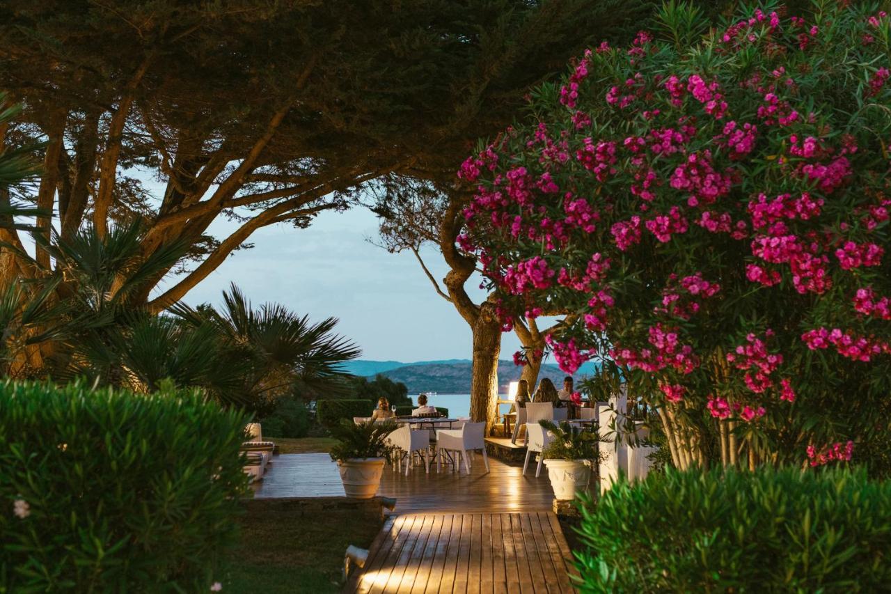 UNAHOTELS Club Hotel Ancora Stintino Exterior foto
